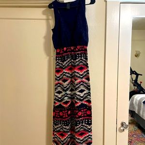 Beautiful Maxi Dress w/ navy blue lace detail and patterned bottom